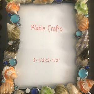 Kubla Crafts seashell picture frame